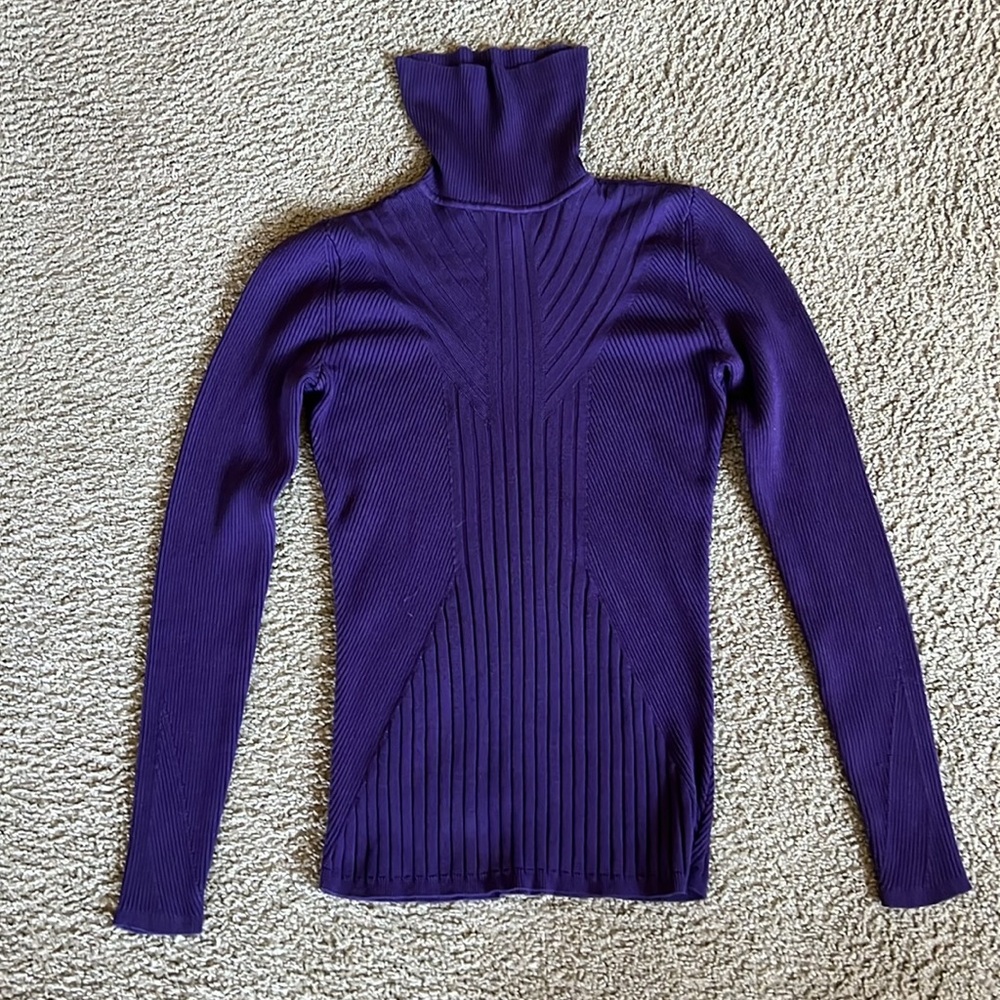 Deep purple women’s medium White House Black Market turtleneck